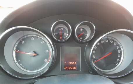 Opel Insignia II рестайлинг, 2009 год, 998 000 рублей, 24 фотография