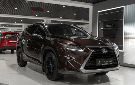 Lexus RX IV рестайлинг, 2018 год, 3 800 000 рублей, 2 фотография