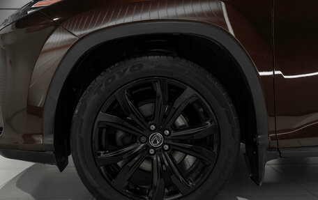 Lexus RX IV рестайлинг, 2018 год, 3 800 000 рублей, 29 фотография