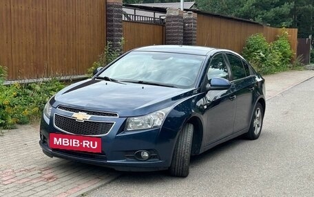 Chevrolet Cruze II, 2012 год, 700 000 рублей, 3 фотография