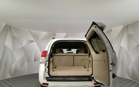 Toyota Land Cruiser Prado 150 рестайлинг 2, 2012 год, 2 895 000 рублей, 11 фотография