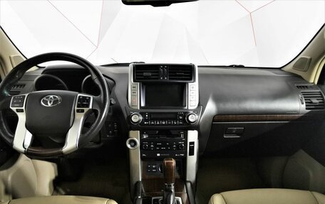 Toyota Land Cruiser Prado 150 рестайлинг 2, 2012 год, 2 895 000 рублей, 13 фотография