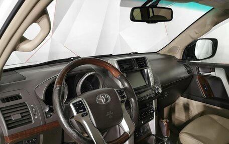 Toyota Land Cruiser Prado 150 рестайлинг 2, 2012 год, 2 895 000 рублей, 18 фотография