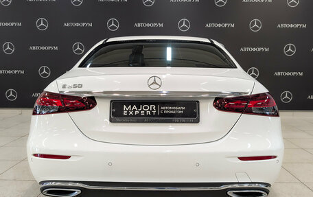 Mercedes-Benz E-Класс, 2021 год, 4 250 000 рублей, 6 фотография