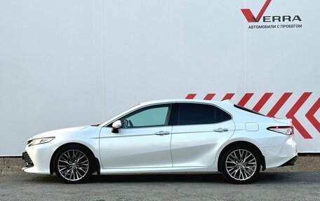 Toyota Camry, 2021 год, 3 100 000 рублей, 2 фотография