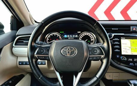 Toyota Camry, 2021 год, 3 100 000 рублей, 11 фотография