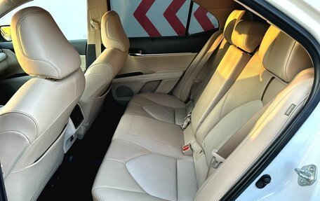 Toyota Camry, 2021 год, 3 100 000 рублей, 15 фотография