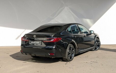 Toyota Camry, 2024 год, 3 900 000 рублей, 10 фотография
