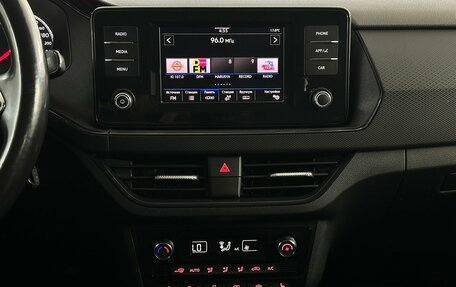 Volkswagen Polo VI (EU Market), 2021 год, 1 295 000 рублей, 7 фотография