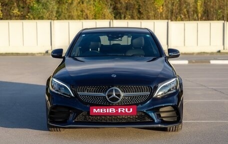 Mercedes-Benz C-Класс, 2018 год, 2 500 000 рублей, 10 фотография
