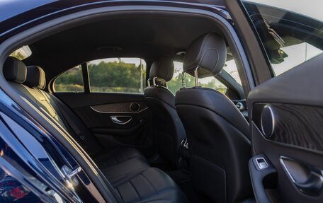 Mercedes-Benz C-Класс, 2018 год, 2 500 000 рублей, 16 фотография