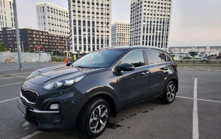 KIA Sportage IV рестайлинг, 2020 год, 2 150 000 рублей, 2 фотография