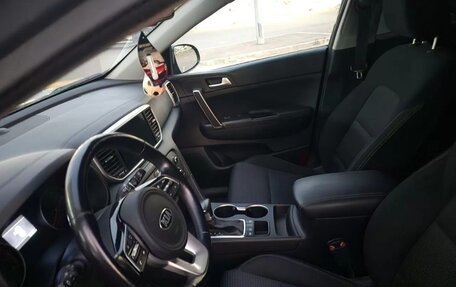 KIA Sportage IV рестайлинг, 2020 год, 2 150 000 рублей, 8 фотография