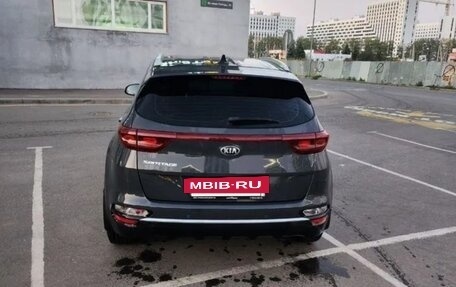 KIA Sportage IV рестайлинг, 2020 год, 2 150 000 рублей, 5 фотография