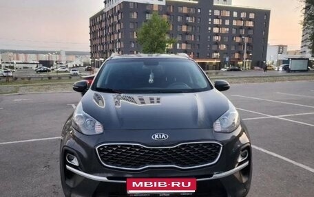 KIA Sportage IV рестайлинг, 2020 год, 2 150 000 рублей, 3 фотография