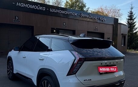 Geely Atlas, 2024 год, 3 200 000 рублей, 6 фотография