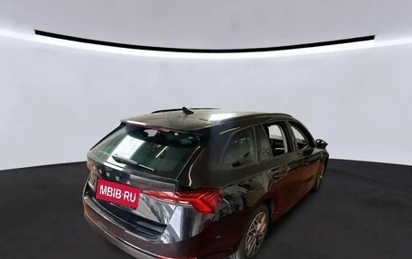 Skoda Octavia IV, 2023 год, 1 832 000 рублей, 4 фотография