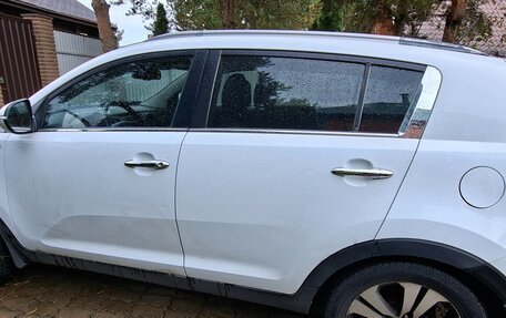 KIA Sportage III, 2011 год, 999 000 рублей, 4 фотография