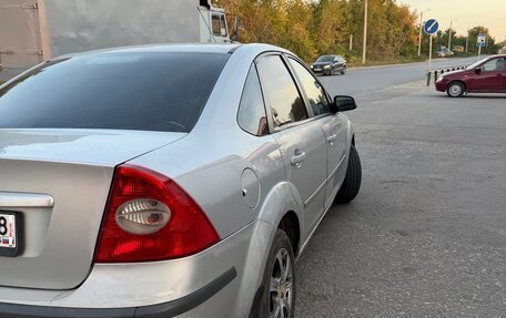 Ford Focus II рестайлинг, 2005 год, 250 000 рублей, 5 фотография