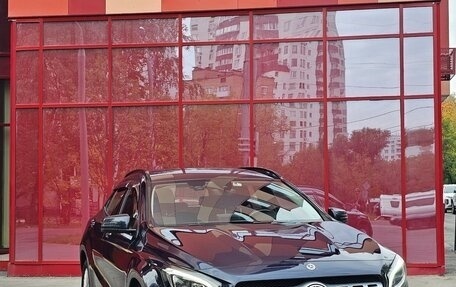 Mercedes-Benz GLA, 2018 год, 1 950 000 рублей, 2 фотография