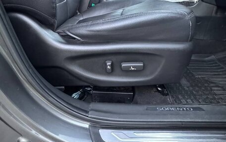 KIA Sorento II рестайлинг, 2015 год, 1 525 000 рублей, 26 фотография
