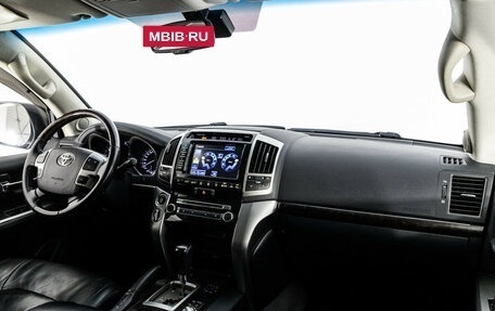 Toyota Land Cruiser 200, 2012 год, 3 499 000 рублей, 10 фотография