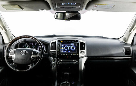 Toyota Land Cruiser 200, 2012 год, 3 499 000 рублей, 11 фотография