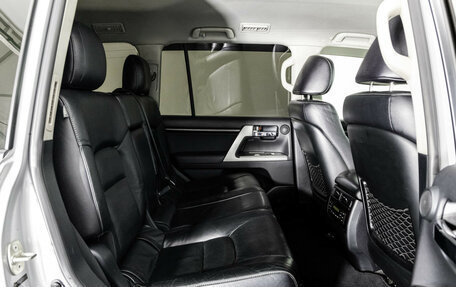 Toyota Land Cruiser 200, 2012 год, 3 499 000 рублей, 24 фотография