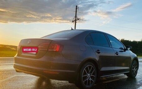 Volkswagen Jetta VI, 2014 год, 1 089 000 рублей, 5 фотография