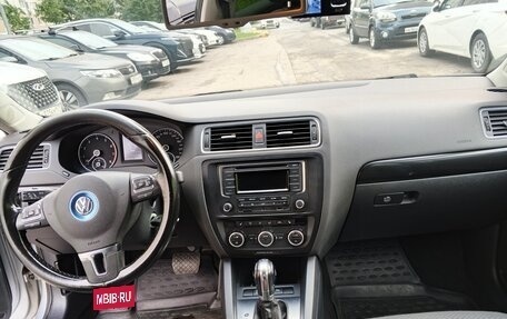 Volkswagen Jetta VI, 2013 год, 850 000 рублей, 13 фотография