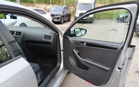 Volkswagen Jetta VI, 2013 год, 850 000 рублей, 19 фотография