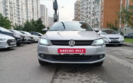 Volkswagen Jetta VI, 2013 год, 850 000 рублей, 23 фотография