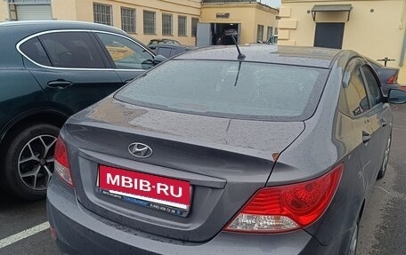 Hyundai Solaris II рестайлинг, 2014 год, 750 000 рублей, 2 фотография