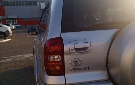 Toyota RAV4, 2004 год, 830 000 рублей, 2 фотография