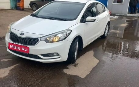 KIA Cerato III, 2013 год, 770 000 рублей, 3 фотография