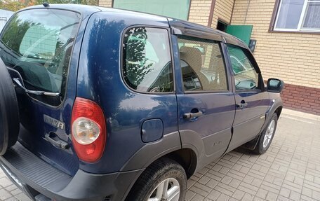 Chevrolet Niva I рестайлинг, 2017 год, 680 000 рублей, 6 фотография
