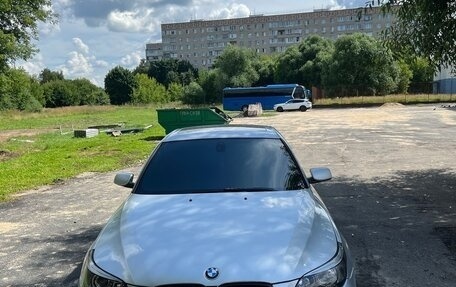 BMW 5 серия, 2004 год, 750 000 рублей, 3 фотография