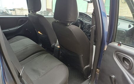 Chevrolet Niva I рестайлинг, 2017 год, 680 000 рублей, 10 фотография