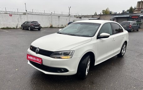 Volkswagen Jetta VI, 2013 год, 780 000 рублей, 4 фотография
