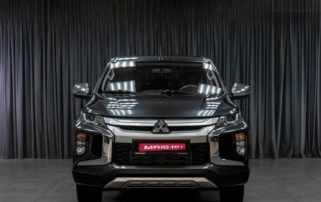 Mitsubishi L200 IV рестайлинг, 2021 год, 2 949 000 рублей, 3 фотография