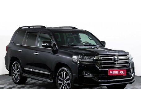 Toyota Land Cruiser 200, 2018 год, 7 000 000 рублей, 3 фотография