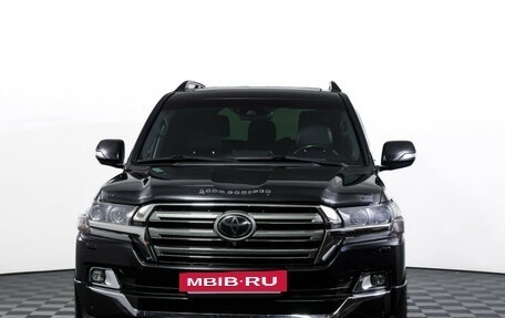 Toyota Land Cruiser 200, 2018 год, 7 000 000 рублей, 2 фотография