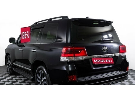Toyota Land Cruiser 200, 2018 год, 7 000 000 рублей, 7 фотография