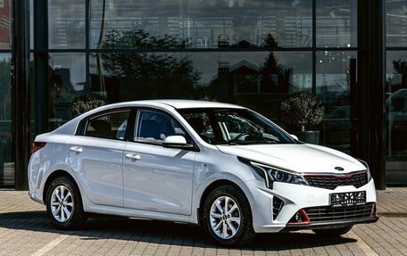 KIA Rio IV, 2021 год, 1 800 000 рублей, 2 фотография