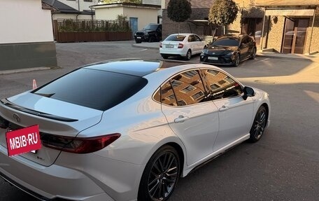 Toyota Camry, 2024 год, 3 450 000 рублей, 4 фотография