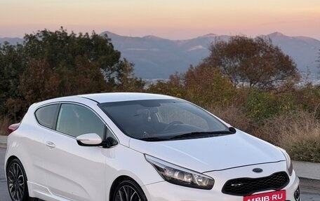 KIA cee'd GT II, 2014 год, 1 090 000 рублей, 1 фотография