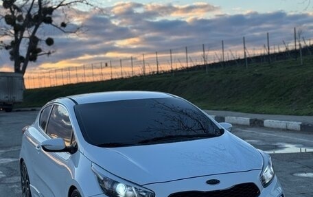 KIA cee'd GT II, 2014 год, 1 090 000 рублей, 6 фотография
