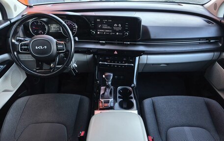 KIA Carnival, 2022 год, 3 799 000 рублей, 6 фотография