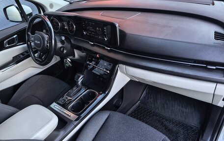 KIA Carnival, 2022 год, 3 799 000 рублей, 10 фотография