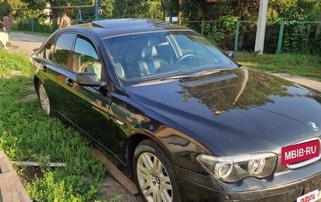 BMW 7 серия, 2004 год, 670 000 рублей, 6 фотография